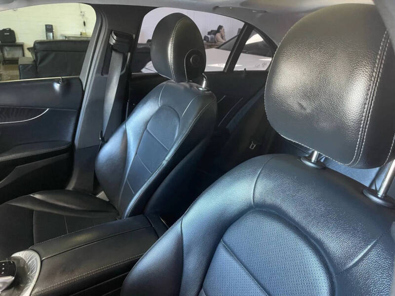 2016 Mercedes-Benz C-Class