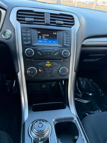 2018 Ford Fusion SE