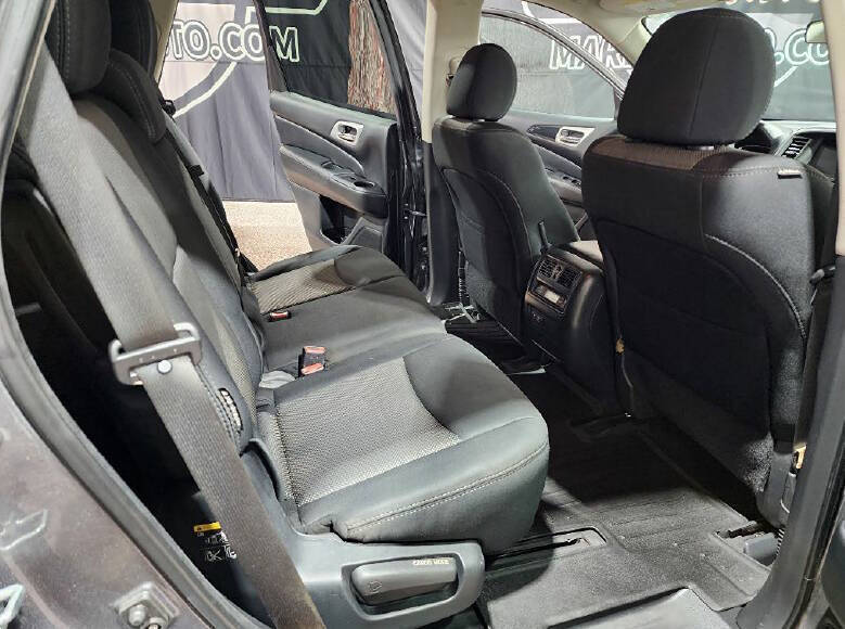 2020 Nissan Pathfinder S