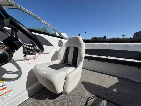 2017 Four Winns 190 Freedom