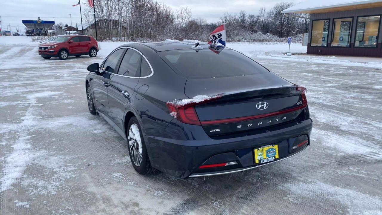 2021 Hyundai SONATA Hybrid for sale at Newcombs North Certified Auto Sales in Metamora, MI