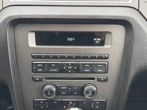 2014 Ford Mustang V6