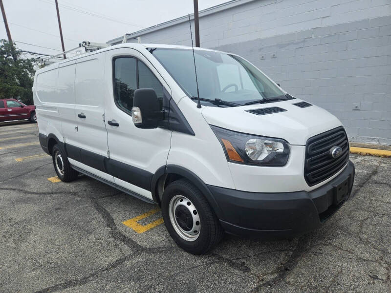 2019 Ford Transit Van Base's photo