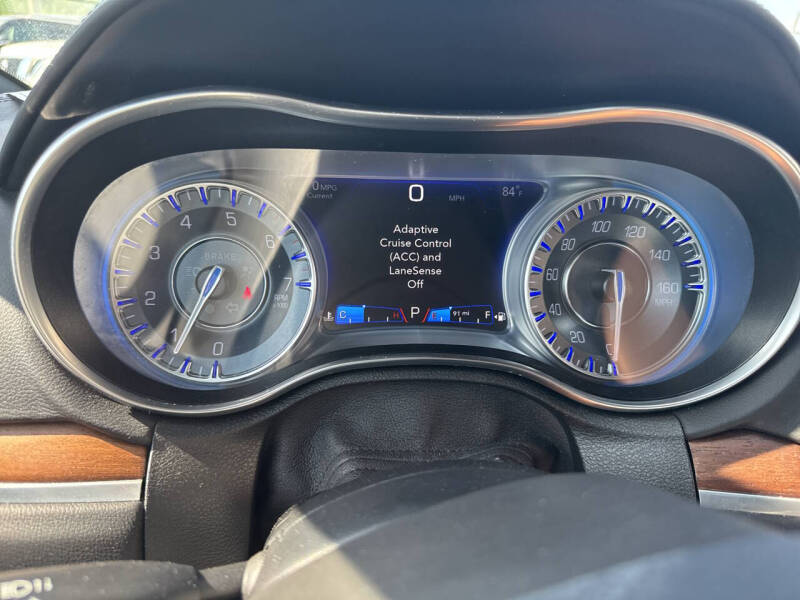 2018 Chrysler 300 C