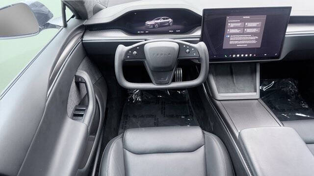 2022 Tesla Model S Plaid