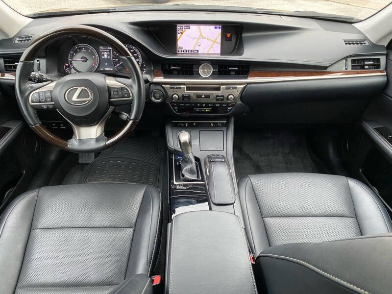 2016 Lexus ES 350