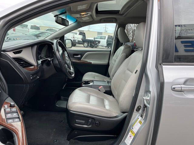 2017 Toyota Sienna