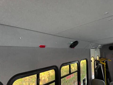 2013 Ford E-Series E-450 SD