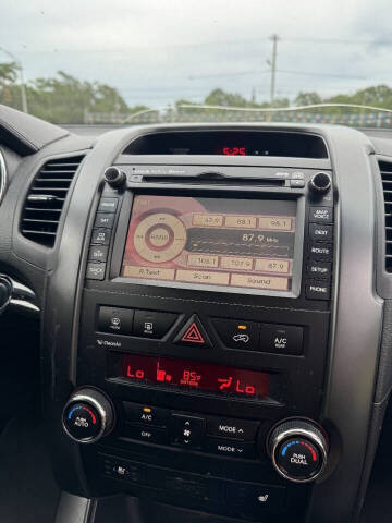 2013 Kia Sorento SX