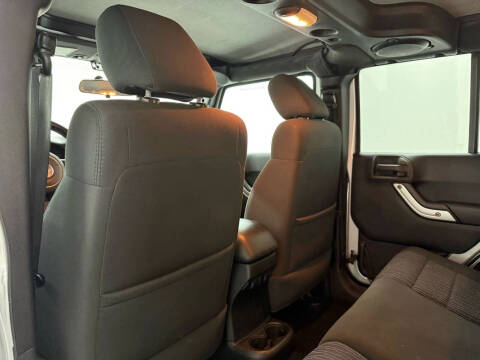 2011 Jeep Wrangler Unlimited Sahara