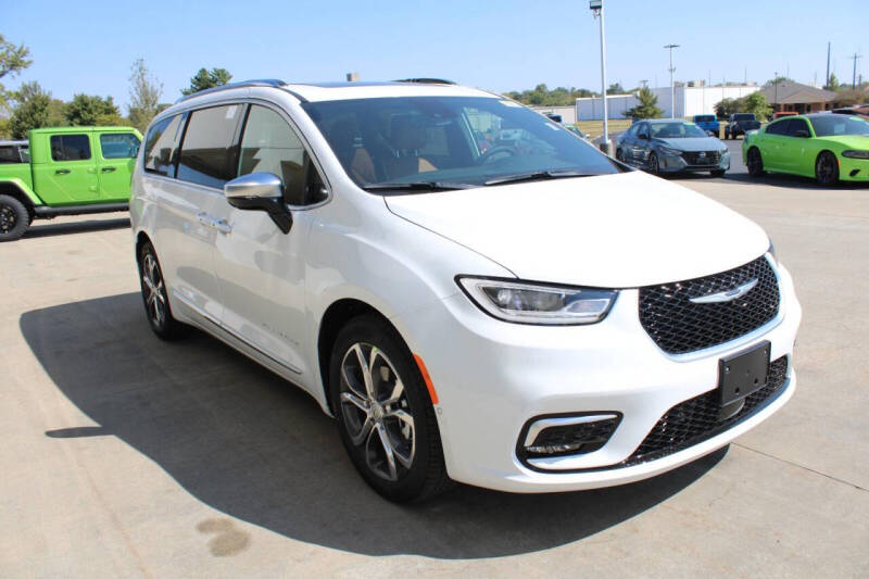 2026 Chrysler Pacifica Pinnacle