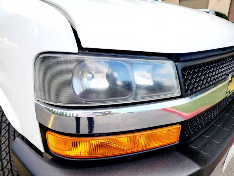 2018 Chevrolet Express LT 2500