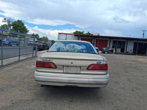 1994 Ford Taurus GL
