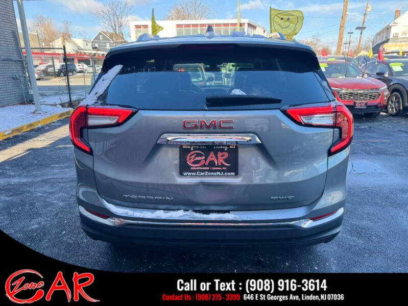 2024 GMC Terrain SLT