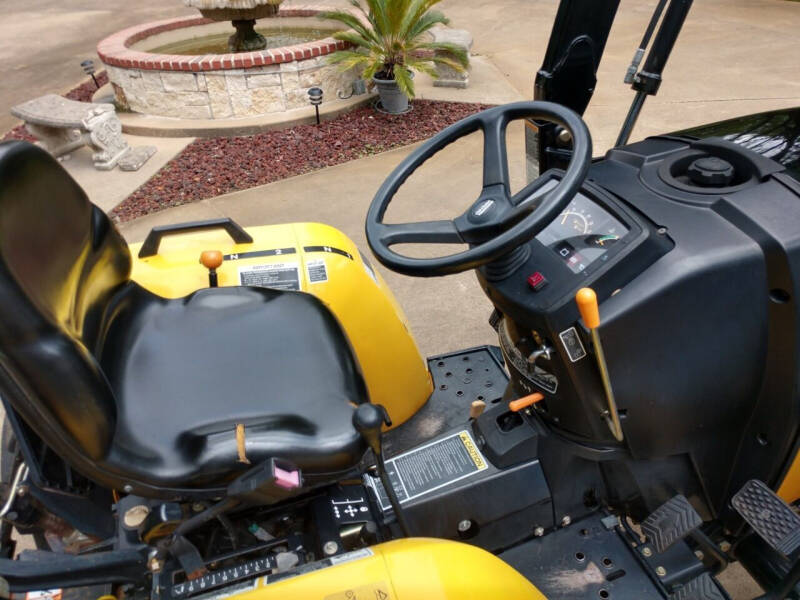 2012 Yanmar Cub Cadet Ex 3200