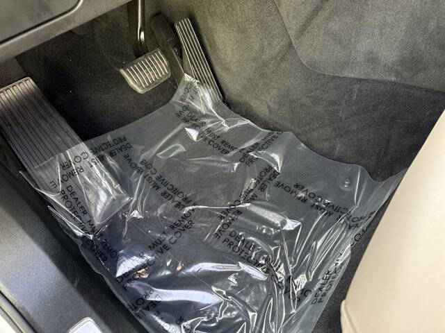 2025 Volvo XC90 B5 Plus Bright Theme 7P