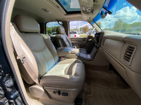 2003 GMC Yukon Denali