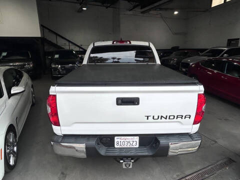 2020 Toyota Tundra SR5