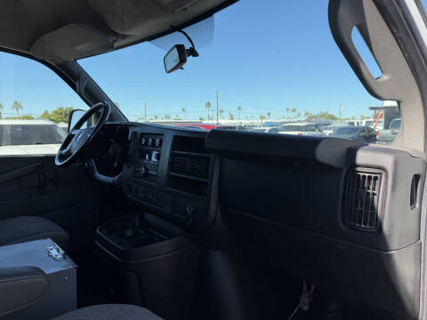 2017 Chevrolet Express 2500