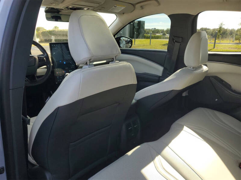 2022 Ford Mustang Mach-E Premium