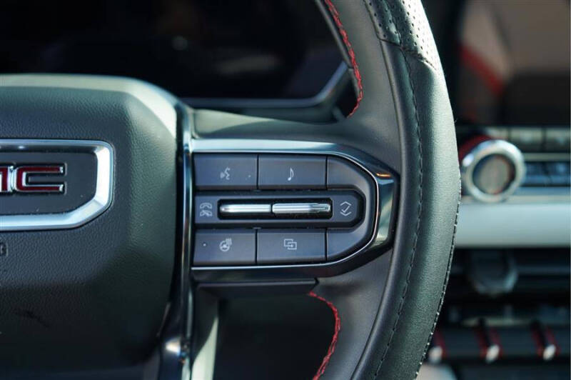 2024 GMC Canyon AT4X