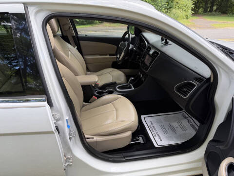 2012 Chrysler 200 Limited