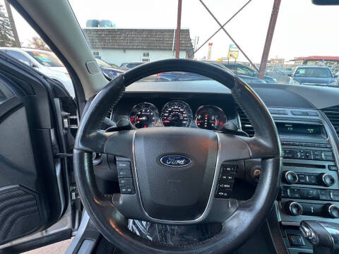 2011 Ford Taurus Limited