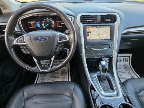2015 Ford Fusion SE