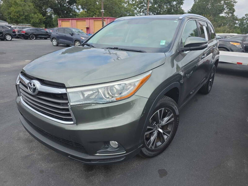 2016 Toyota Highlander XLE's photo