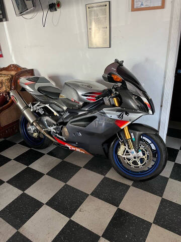 2004 aprila rsv1000 for sale at UNITED AUTO MART CA in Arleta CA