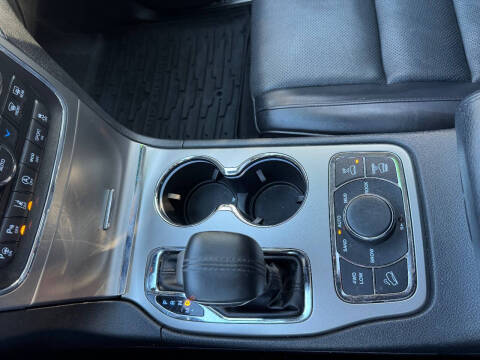 2017 Jeep Grand Cherokee Summit