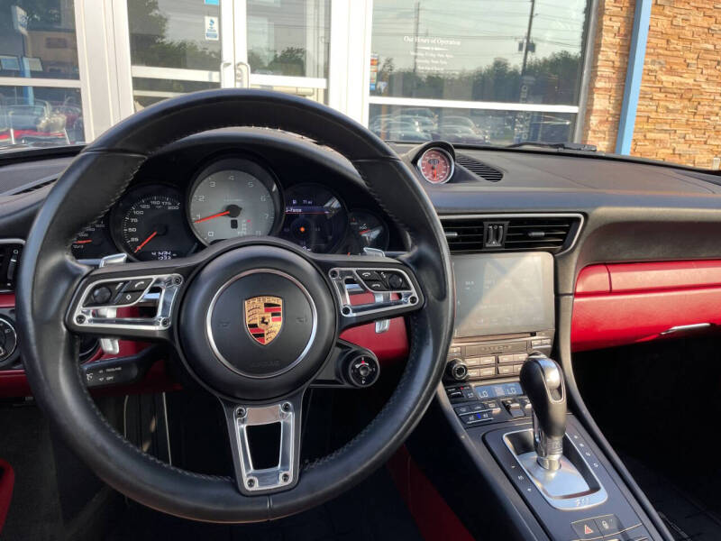 2017 Porsche 911