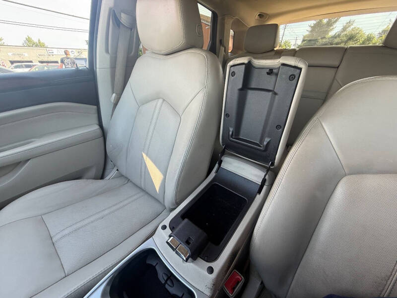 2016 Cadillac SRX Performance Collection