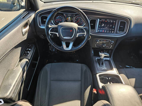 2017 Dodge Charger SXT