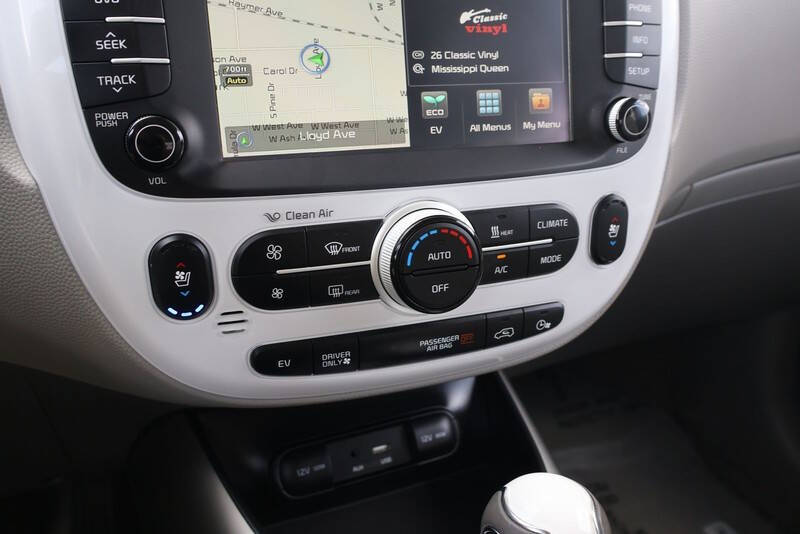 2016 Kia Soul EV +