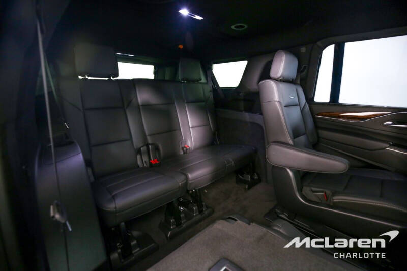 2022 Cadillac Escalade ESV Luxury