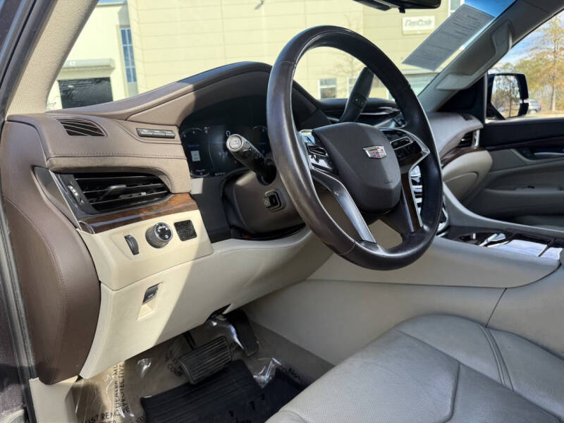 2017 Cadillac Escalade Premium Luxury