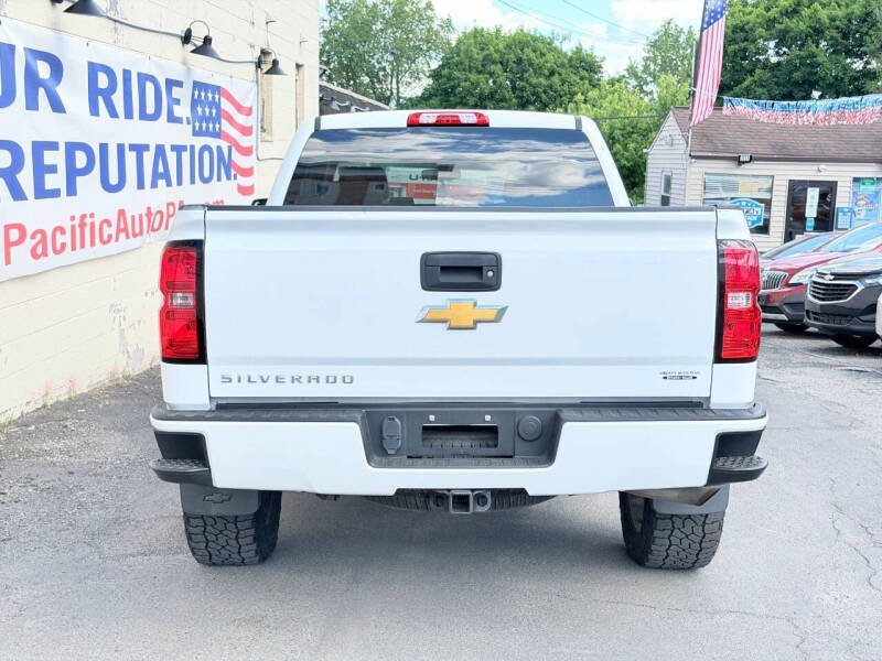 2017 Chevrolet Silverado 1500 Custom