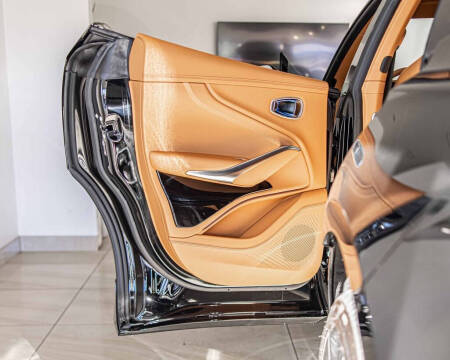 2026 Aston Martin DBX 707