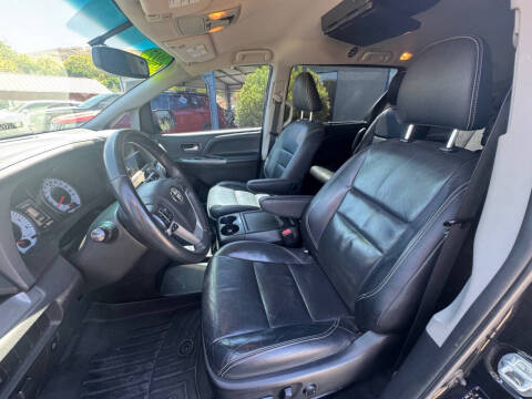 2017 Toyota Sienna