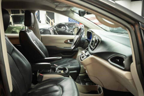 2019 Chrysler Pacifica Touring L