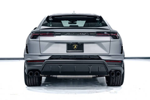 2024 Lamborghini Urus Performante
