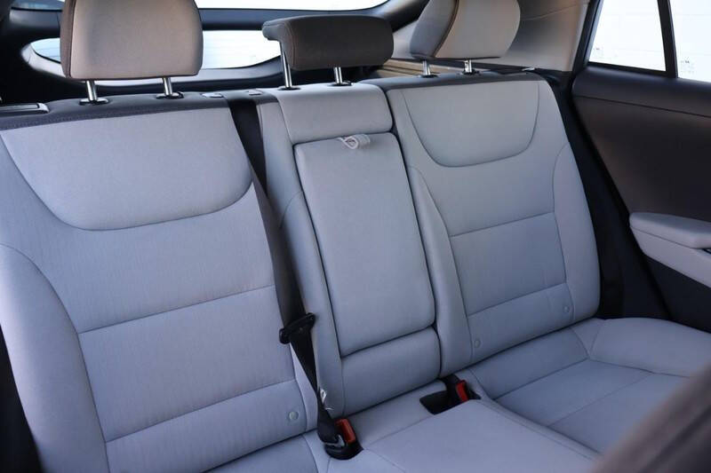 2021 Hyundai Ioniq Hybrid SE