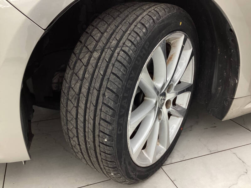 2013 Toyota Avalon XLE Touring