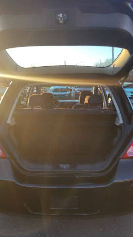 2008 Nissan Versa 1.8 SL