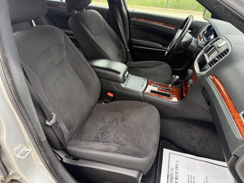 2012 Chrysler 300