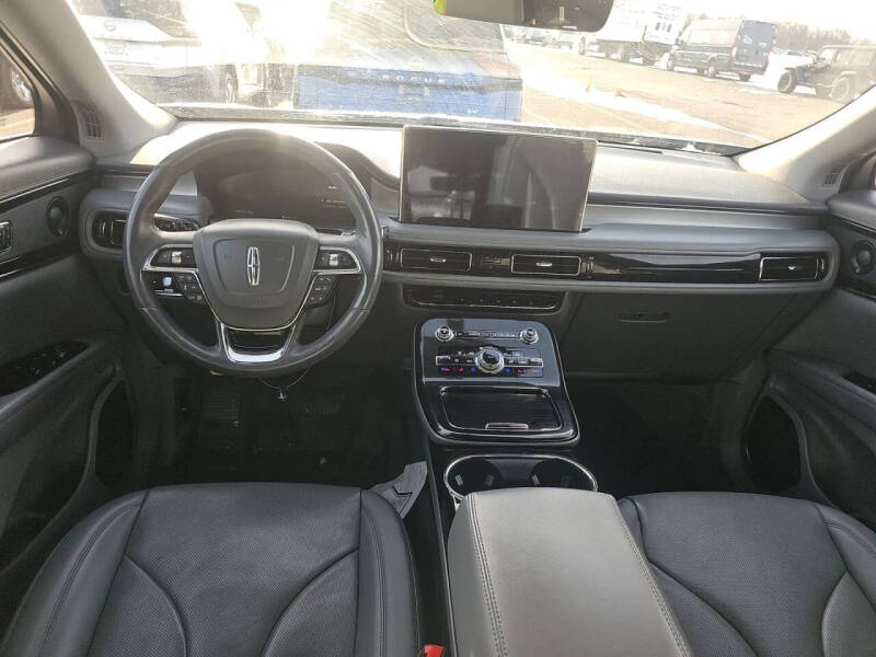 2021 Lincoln Nautilus Reserve