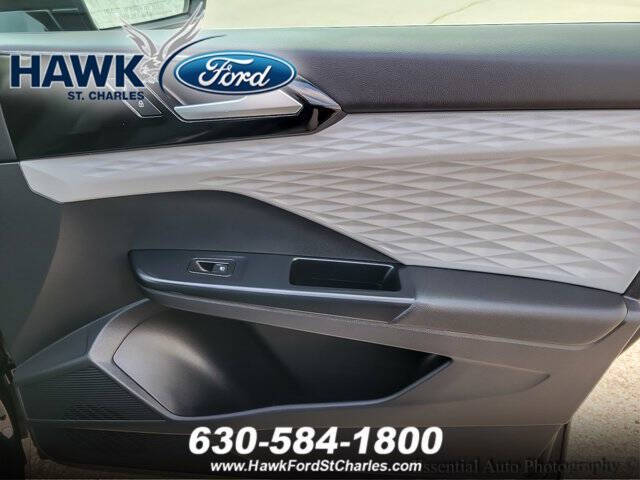 2022 Volkswagen Taos S 4Motion