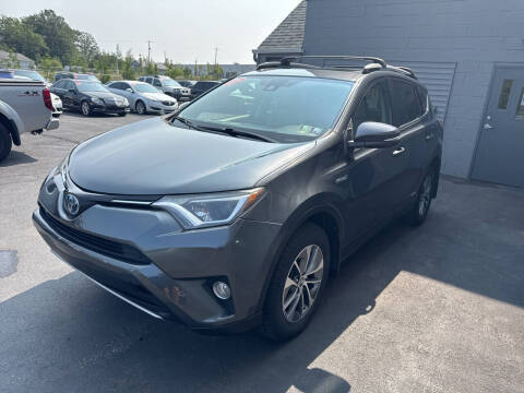 2017 Toyota RAV4 Hybrid XLE