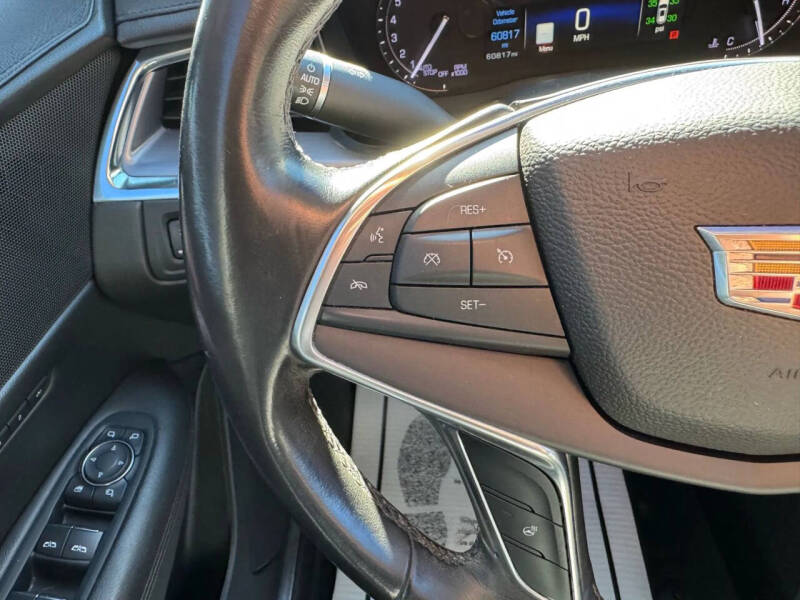 2017 Cadillac XT5 Luxury